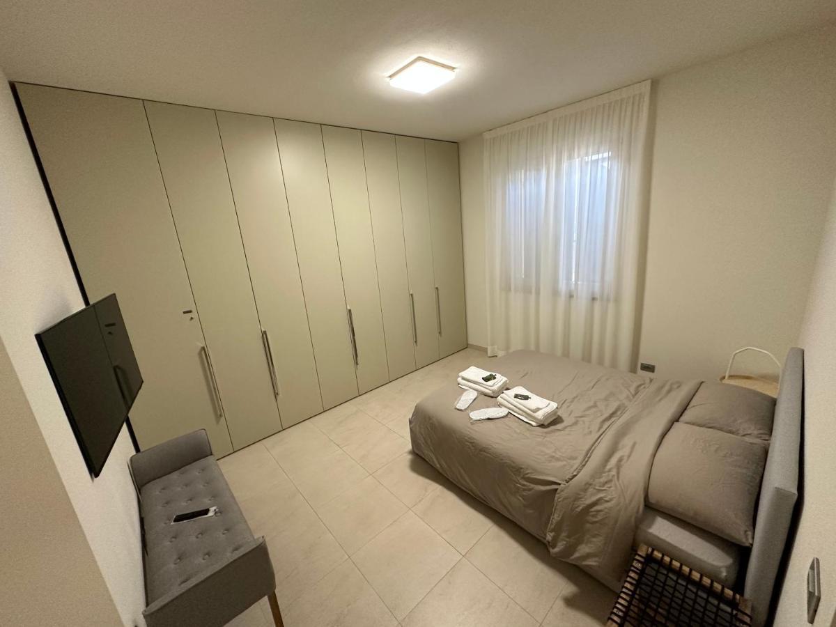 Casavale Elegante Residenza 108 Mq Max 7 Persone Daire Piacenza Dış mekan fotoğraf