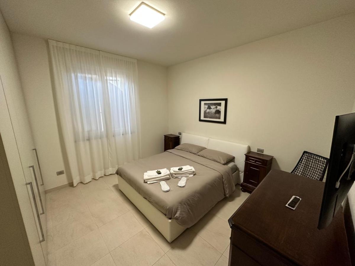 Casavale Elegante Residenza 108 Mq Max 7 Persone Daire Piacenza Dış mekan fotoğraf