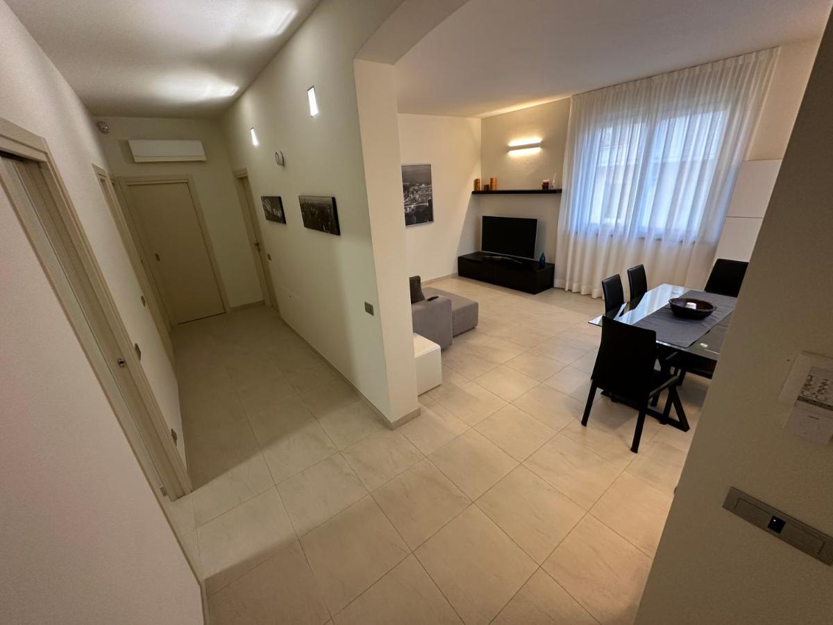 Casavale Elegante Residenza 108 Mq Max 7 Persone Daire Piacenza Dış mekan fotoğraf
