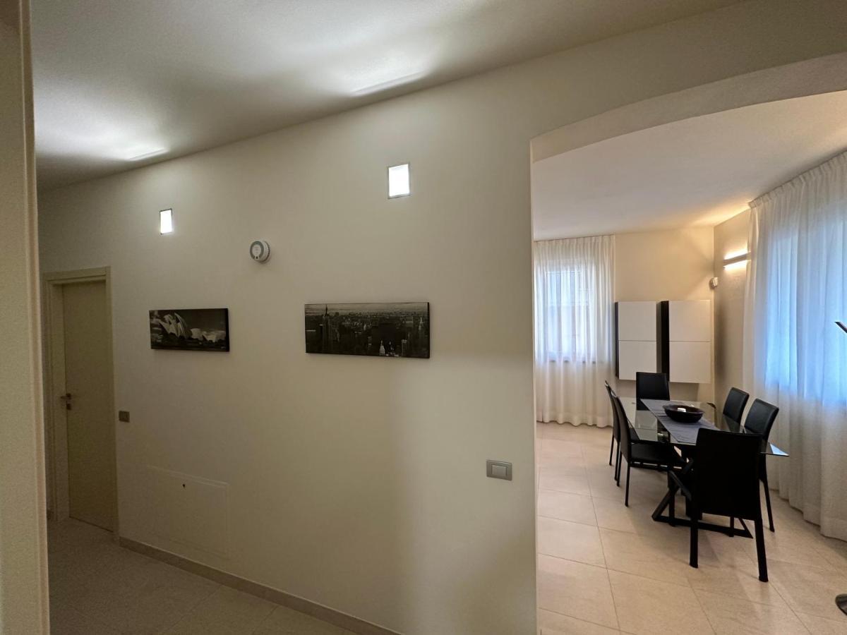 Casavale Elegante Residenza 108 Mq Max 7 Persone Daire Piacenza Dış mekan fotoğraf