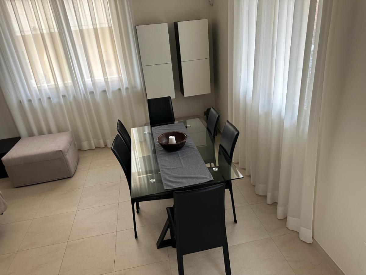Casavale Elegante Residenza 108 Mq Max 7 Persone Daire Piacenza Dış mekan fotoğraf